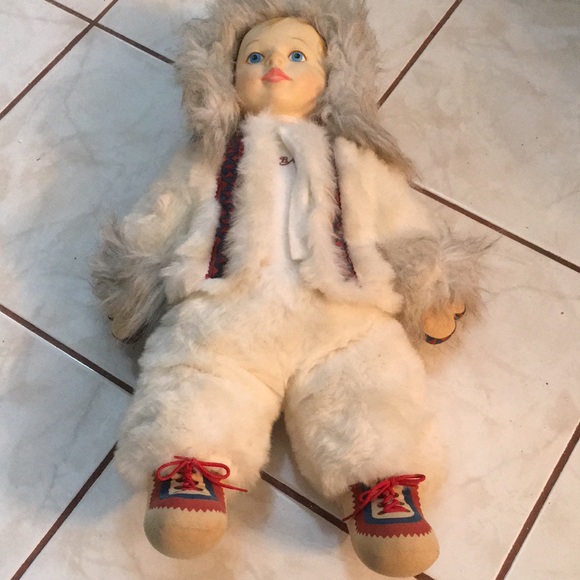 Vintage Baltman’s Eskimo Doll - Picture 1 of 7